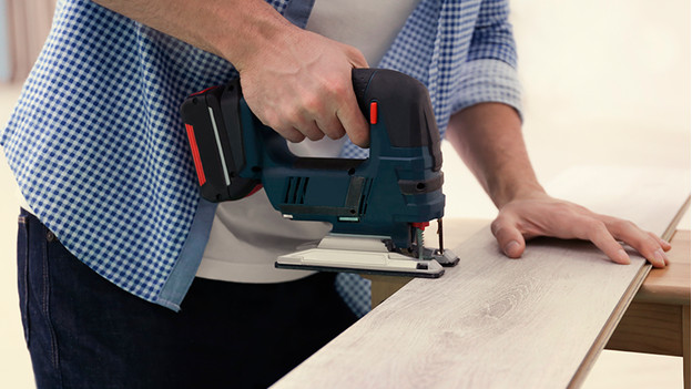 Cutting laminate to size