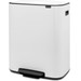 Brabantia Bo Pedal Bin 60 Liter White + Vuilniszakken (120 stuks) rechterkant