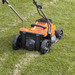 BLACK+DECKER BCMW3318L2-QW product in use