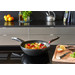 Tefal Unlimited Wokpan 28 cm product in gebruik