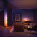 Philips Hue Gradient Signe tafellamp Zwart product in gebruik