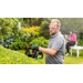 Bosch Universal Hedgecut 50 product in gebruik