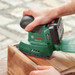 Bosch EasySander 18V-8 + 2,5 Ah accu en lader product in gebruik