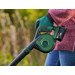 Bosch Universal LeafBlower 18V-130 (zonder accu) product in gebruik