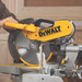 DeWalt DWS780-QS + Onderstel product in gebruik