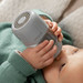 Ember Baby Bottle System wit product in gebruik