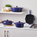 Le Creuset Signature Cocotte 24 cm Indigo produit à l'usage