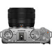 Fujifilm X-M5 Argent + XC 15-45 mm f/3.5-5.6 OIS PZ dessus