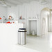 Brabantia Touch Bin 60 Liter Matt Steel product in gebruik