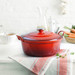 Le Creuset Faitout Cocotte 28 cm Rouge Cerise produit à l'usage