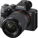 Sony A7 III + FE 28-70 mm f/3,5-5,6 OSS côté droit