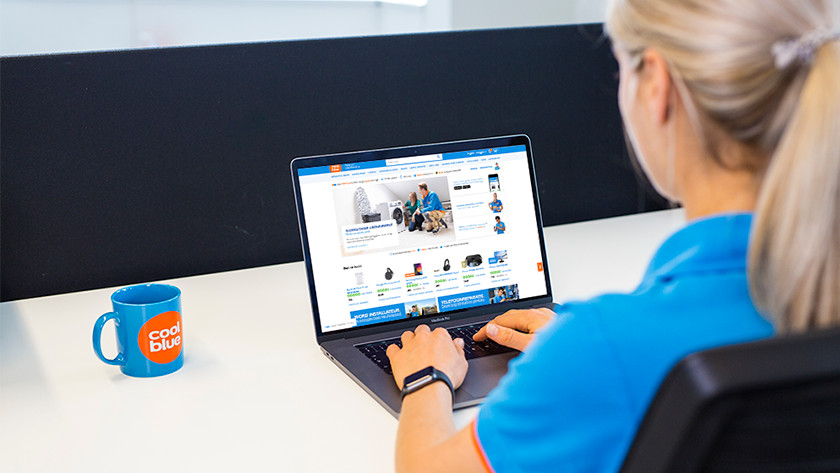 Naviguer sur Apple MacBook