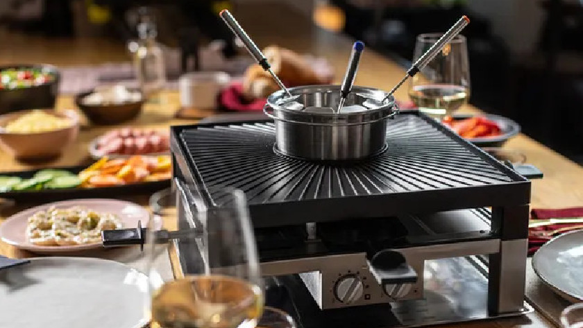 Solis raclette grill with fondue pot