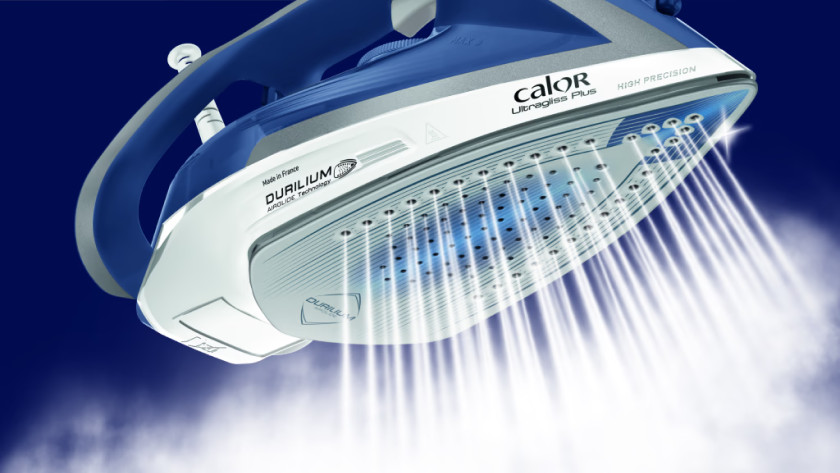 Calor steam iron with high steam