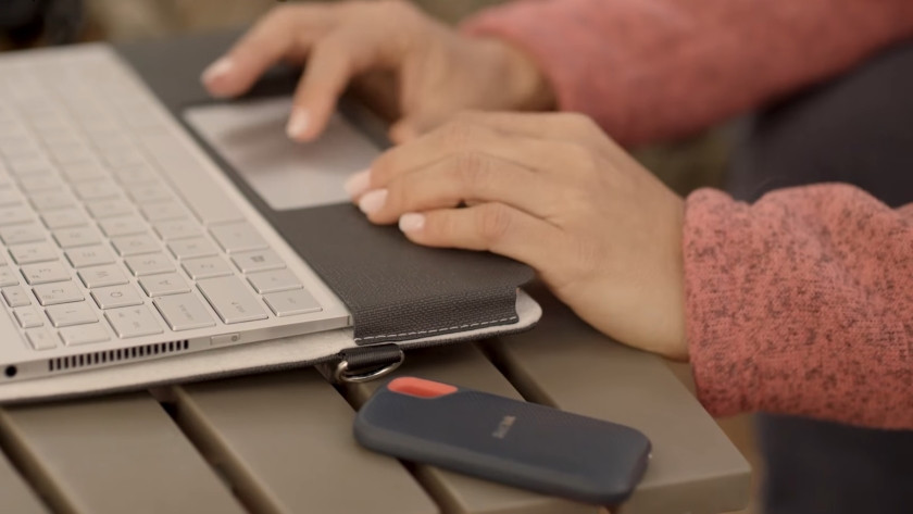 Compare the SanDisk Extreme PSSD to the Extreme PSSD V2 - Coolblue ...