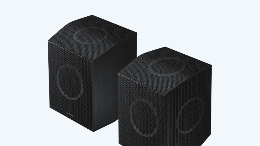 Draadloze achterspeakers van de Samsung HW-Q990D.