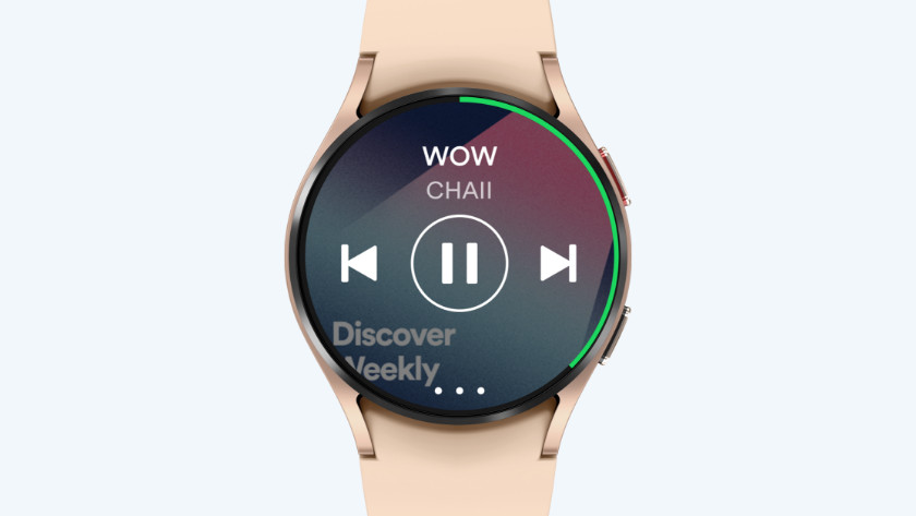 Samsung Galaxy Watch4 rose gold Spotify