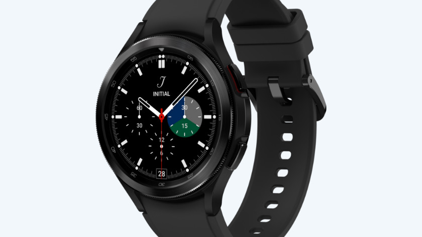 Samsung Galaxy Watch4 Classic black design