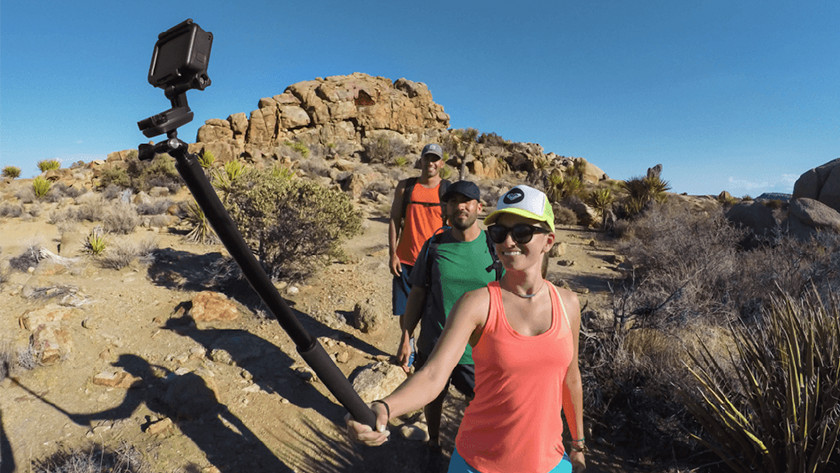 Quels accessoires GoPro me faut-il pour les vacances d'été