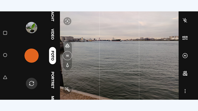 Smartphone photo grids