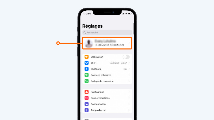 1. Accédez à « Réglages ». Appuyez sur votre nom en haut de l'écran.