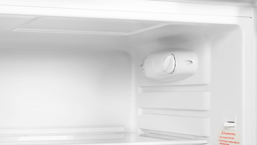 How do I clean my fridge? - Coolblue - anything for a smile
