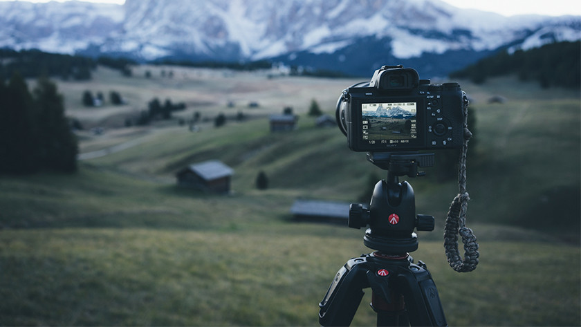 Tripods and mounts