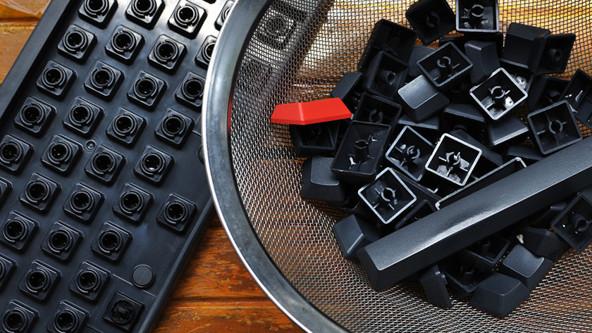 Cleaning keyboard thoroughly