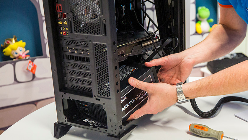 everything-on-installing-your-computer-power-supply-unit-coolblue