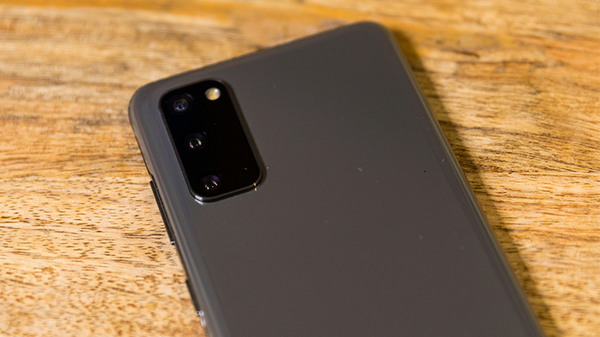 s20 fe vs s10 lite camera