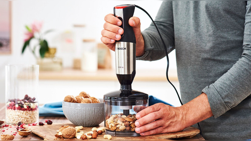 Immersion blender with food chopper