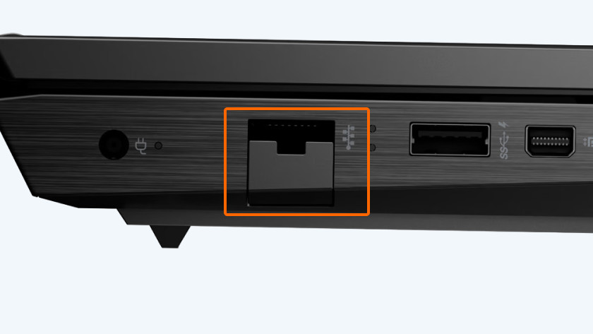 Connexion Thunderbolt/USB-C sur un PC portable.