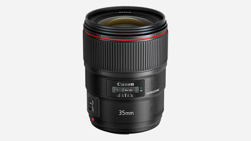 Canon lens