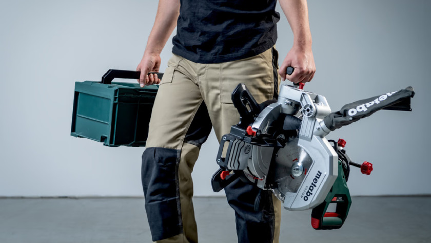 Metabo KGS 216 M tillen met één hand