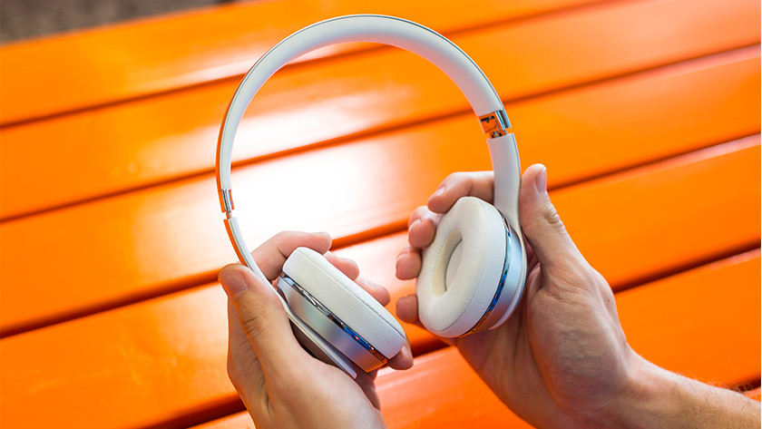 Beats Solo3 in hands