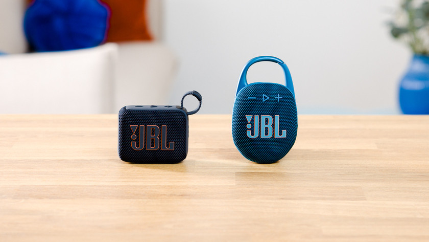 La JBL Go et la JBL Clip