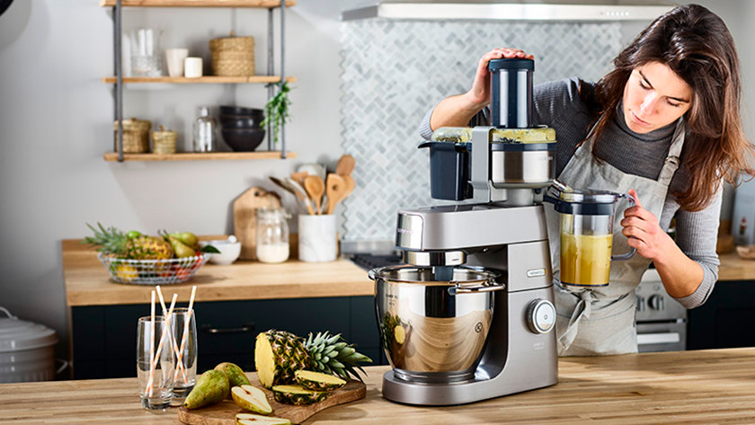 Kenwood stand mixer with juicer