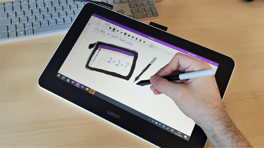 This is how you work at home with a Wacom drawing tablet - Coolblue ...