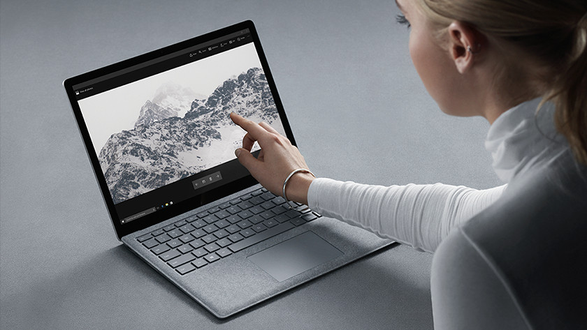 Microsoft Surface Book Tablette avec clavier détachable Core i5