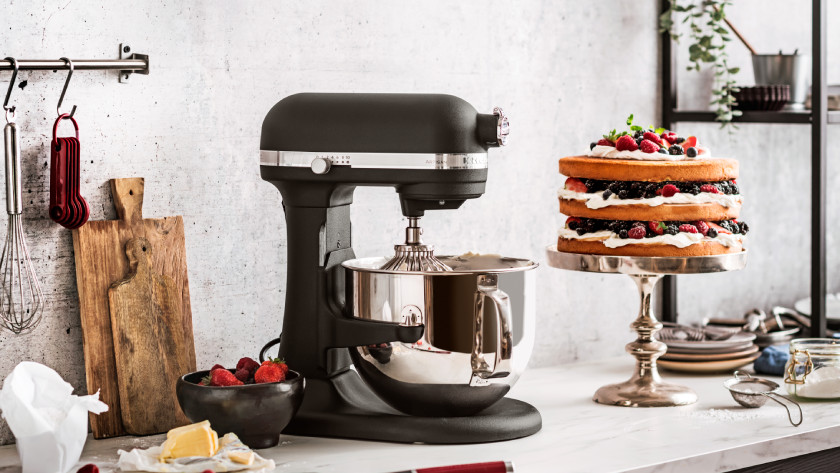 KitchenAid Artisan vs Professional mixer, which is best?