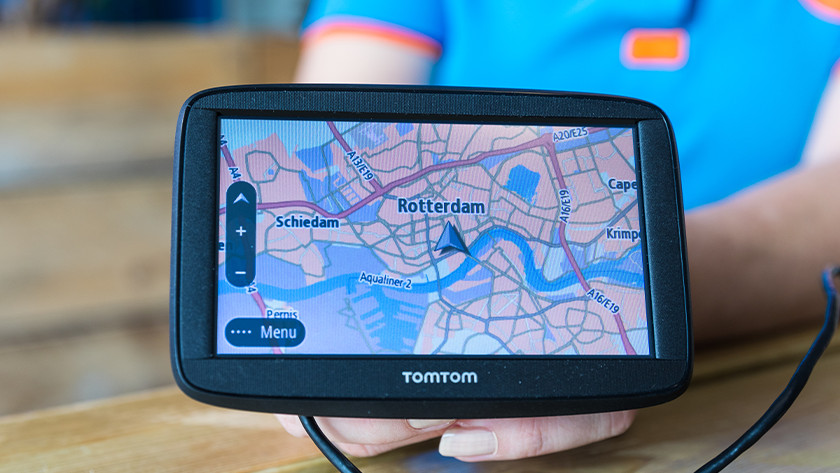 ② GPS TomTom SART 52 5 pouces pour voiture — Navigation de voiture —  2ememain
