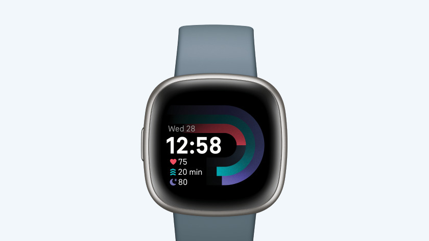 Comparez les modèles Fitbit Versa - Coolblue - tout pour un sourire