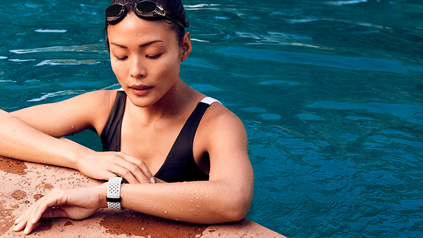 Fitbit piscine new arrivals