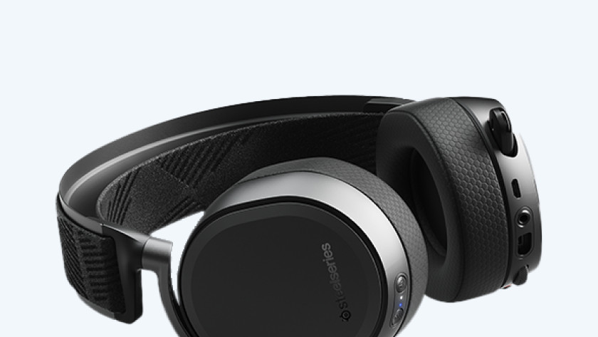 Arctis pro wireless outlet white noise 2020