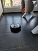 iRobot Roomba i7158 (Image 9 of 25)