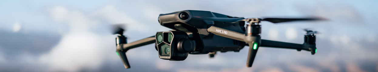 What's the difference between 2-axis or 3-axis image stabilization for drones?