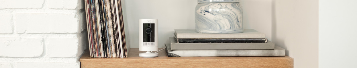 The difference between IP cameras with and without a subscription