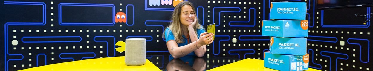 What do you need to stream music to your Harman Kardon speakers?