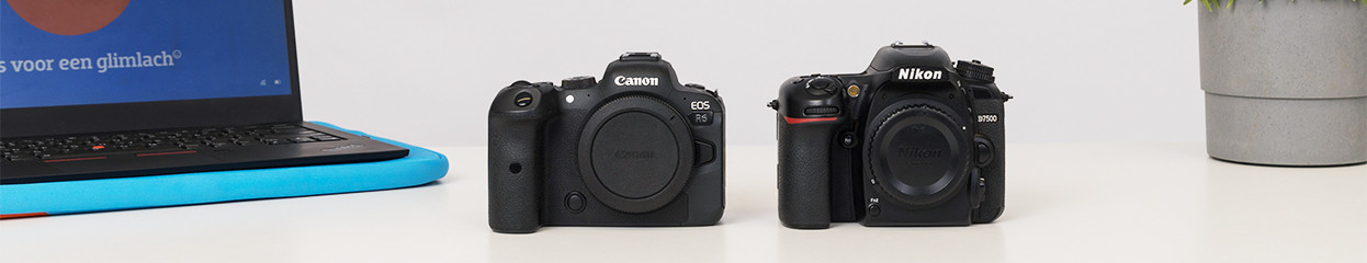 Compare the mirrorless camera to the SLR camera