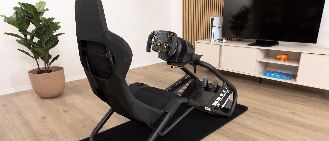 SIM racing enthusiast